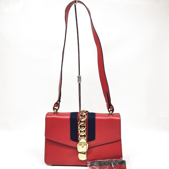 Gucci Sylvie shoulder bag Leather - Picture 1 of 9